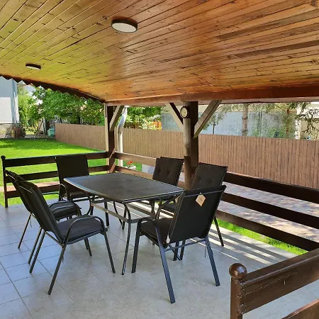 Napfeny Vendeghaz * Вонярцвашхедь